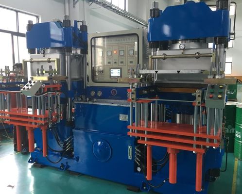 500 Ton Dual Plates Vacuum Compression Molding Machine For Complicated Rubber Products