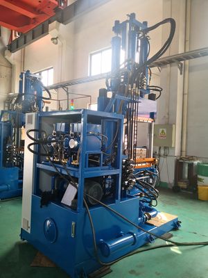 Machine de moulage par injection de caoutchouc pour la fabrication de fils de caoutchouc