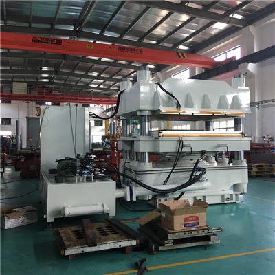 中国 工場直販 500 トン クランプ フォース 大型プレート サイズ 1x1m 大型ゴム部品のための vulkanisingマシン