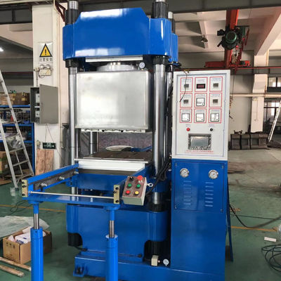 400 Ton Vacuum Compression Molding Machine For Making Silicone Baby Feeding Suction Plate