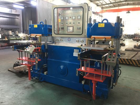 Rubbermachine voor de vervaardiging van rubberstoppers/Hydraulische warmpersvormmachine