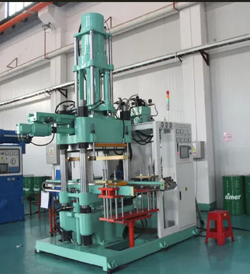 Easy Clear Injection Syringe 200 Ton Automatic Silicone Injection Machine