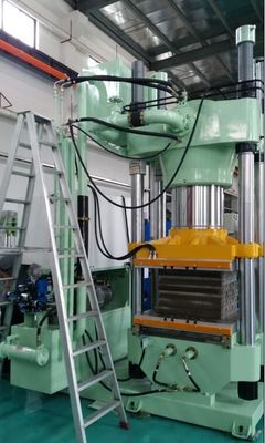 300 Ton Liquid Silicone Injection Molding Machine LSR Shaping Equipment With Feeding System