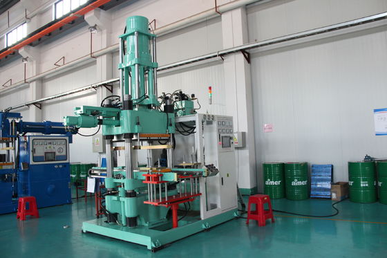 20MPa Injection Pressure 300 Ton Rubber Injection Machine With Screw Feeding System
