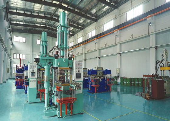 2000 KN All In All Out Rubber Molding Equipment With 2000CC Injection Volume
