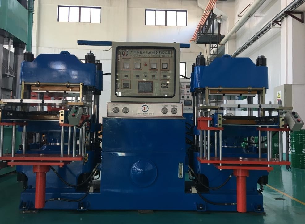 High Hardness Rubber Vulcanizing Equipment , Hydraulic Vulcanizing
