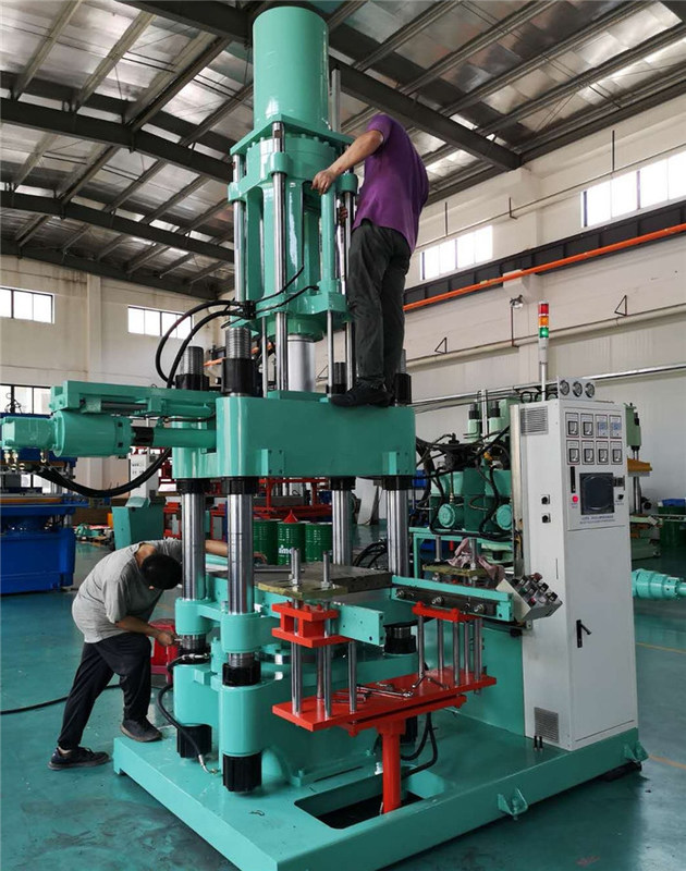 6000 KN Clamp Force Vertical Rubber Injection Molding Machine 6000cc Volumn