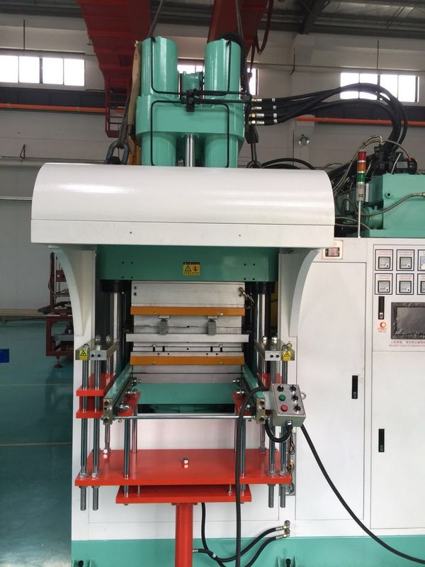 LFGB Vertical Rubber Injection Molding Machine , 100 Ton First In First ...